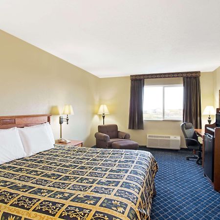 Days Inn By Wyndham Brigham City Zewnętrze zdjęcie