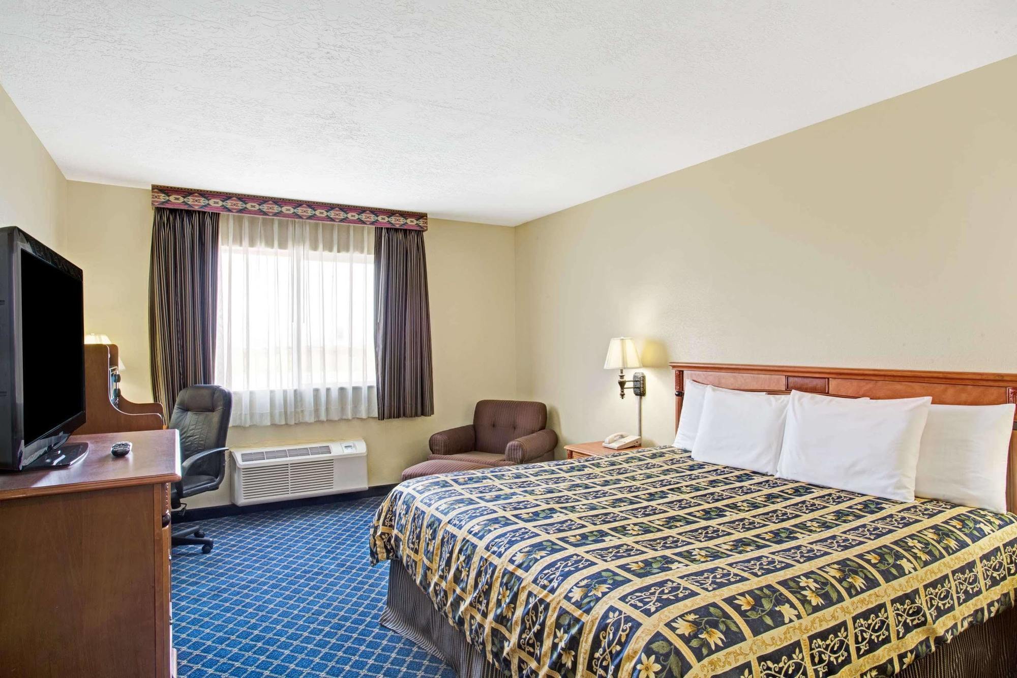 Days Inn By Wyndham Brigham City Zewnętrze zdjęcie